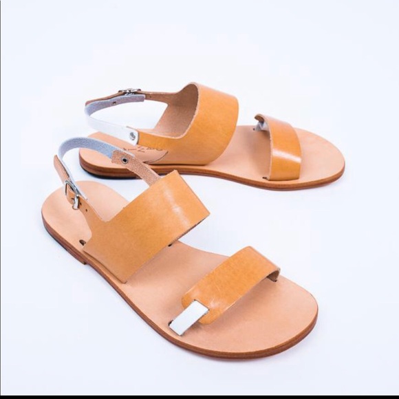 Hebe Tan Sandals - Picture 3 of 6